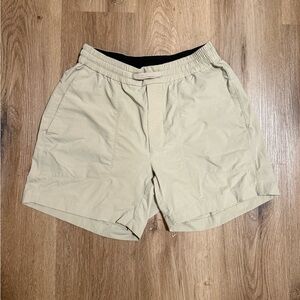 Lululemon Bowline Shorts 5”